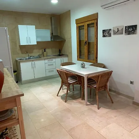 El Balcon De Cuadros Holiday home *